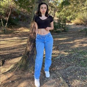 Meet your Posher, Sabrine